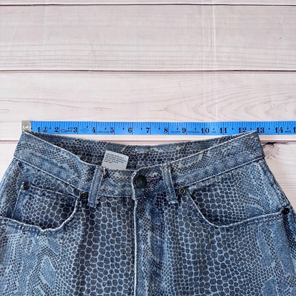 Vintage 80s High Waisted Snake Print Jeans – Juniors Size 11 (See Measurements) - Picture 8 of 10